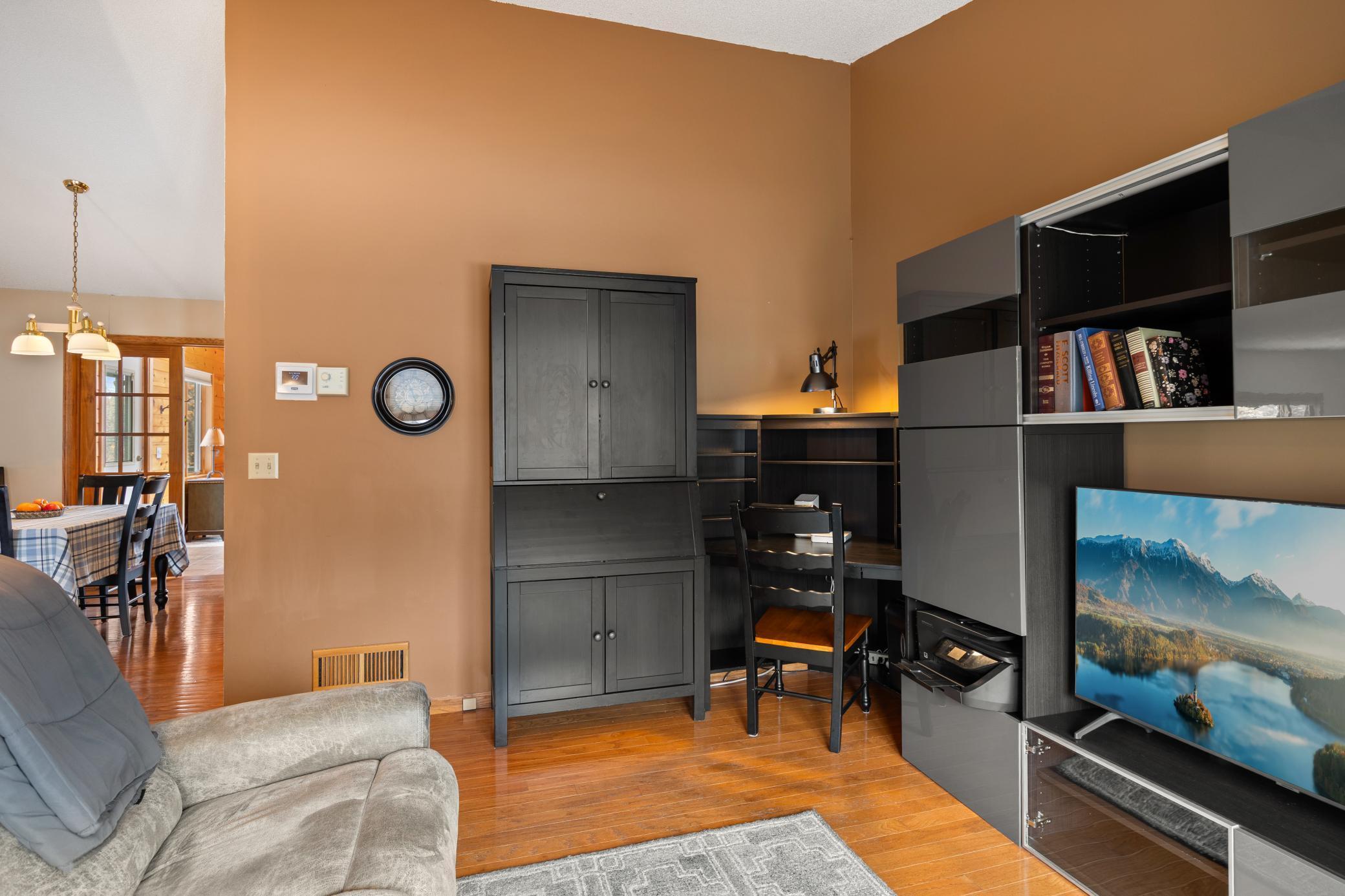 553 Hawthorn Road Circle Pines, MN 55014 - Photo 20 of 42