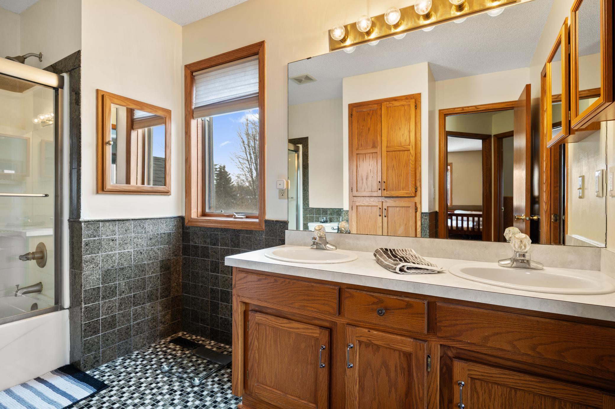 553 Hawthorn Road Circle Pines, MN 55014 - Photo 27 of 42