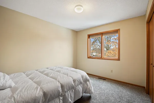 $450,000 | 553 Hawthorn Road, Circle Pines, MN 55014