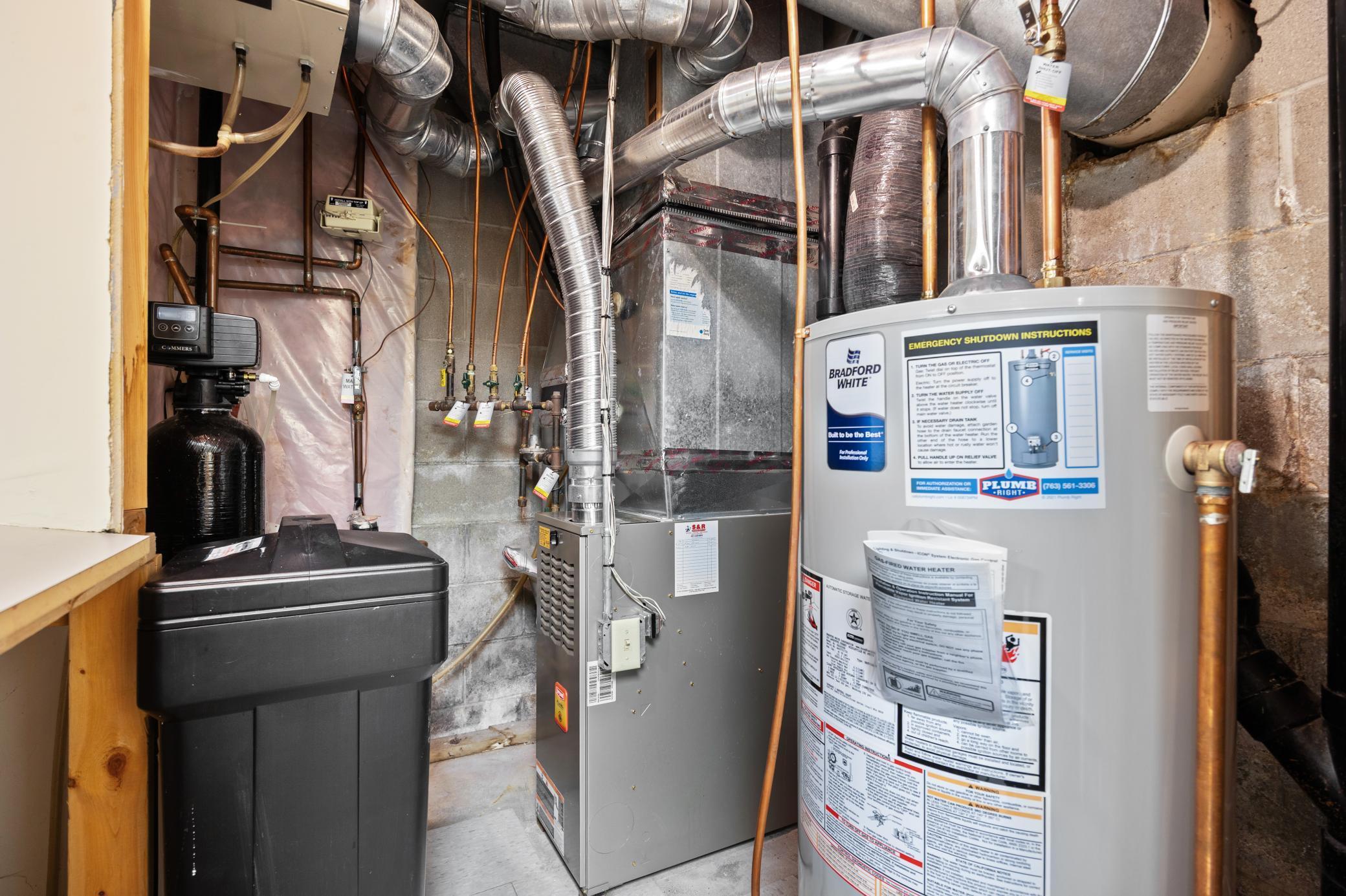 553 Hawthorn Road Circle Pines, MN 55014 - Photo 38 of 42