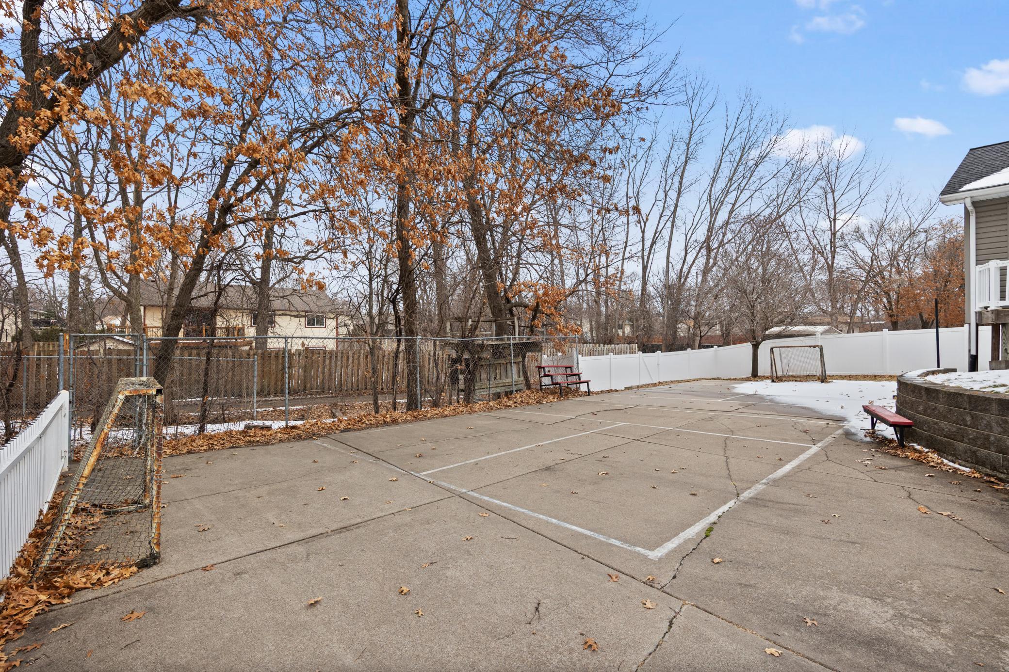 553 Hawthorn Road Circle Pines, MN 55014 - Photo 8 of 42