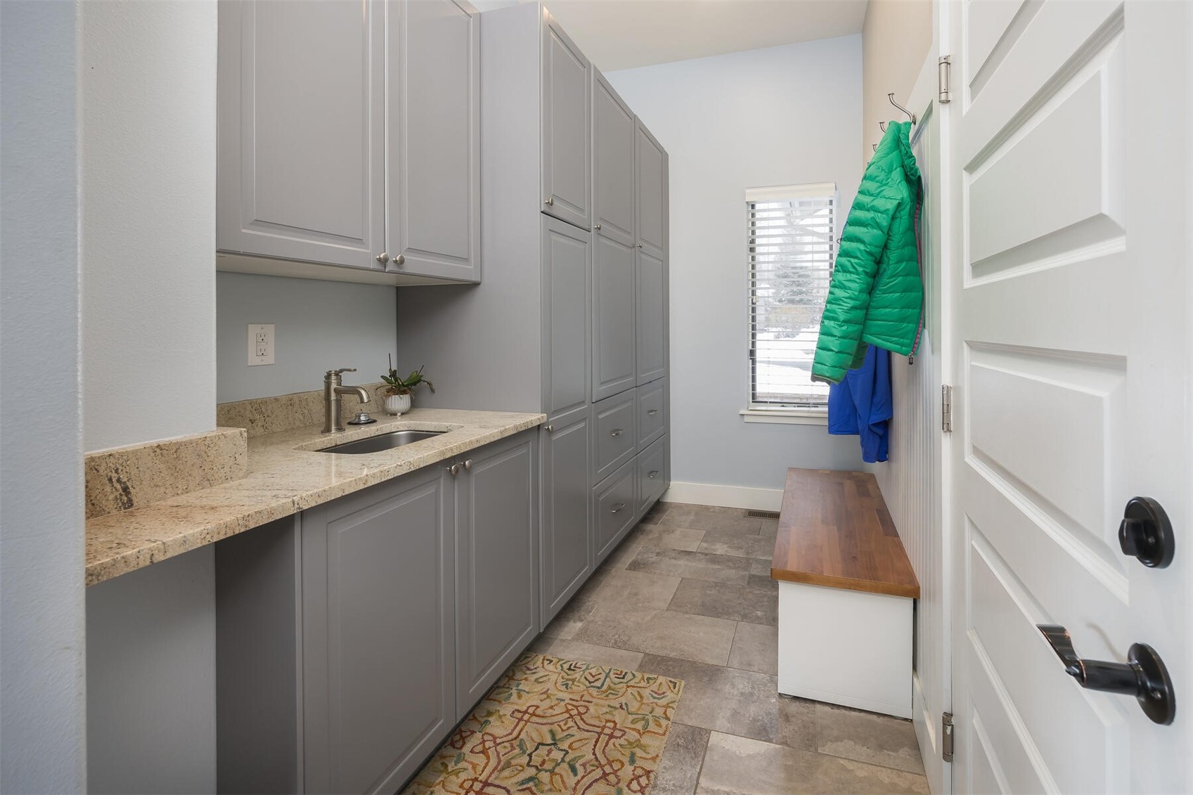 712 Eveningstar Road Silverthorne, CO 80498 - Photo 26 of 50 Gallery Image 26