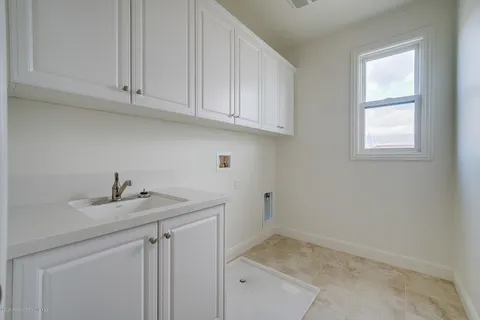 a view of a room with an empty room