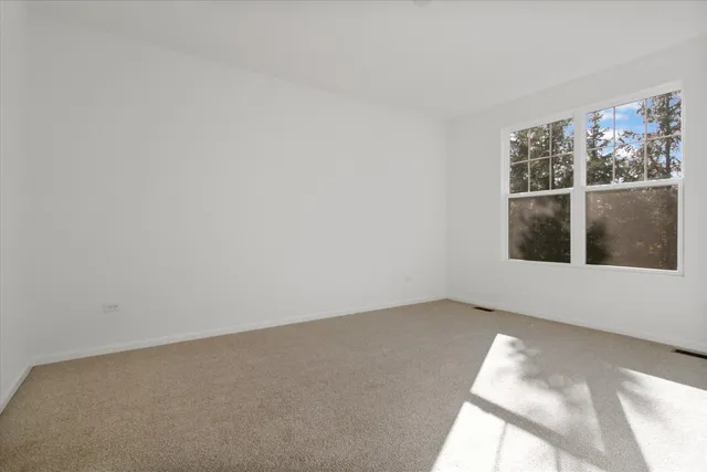 $529,990 | 40 Tournament Drive South, Hawthorn Woods, IL 60047