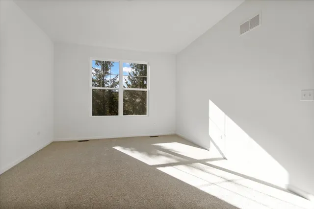 $529,990 | 40 Tournament Drive South, Hawthorn Woods, IL 60047