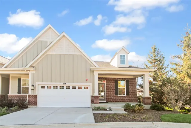 $529,990 | 40 Tournament Drive South, Hawthorn Woods, IL 60047
