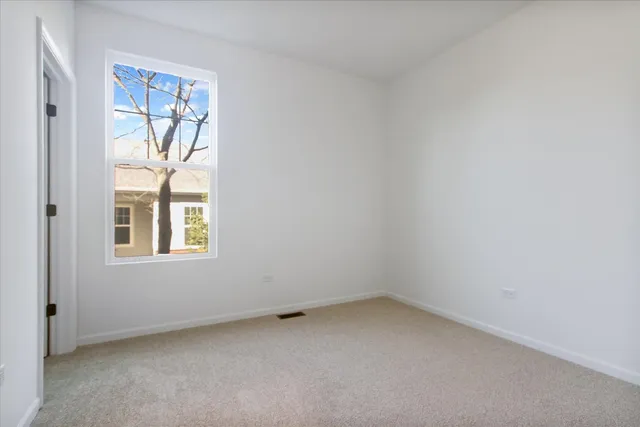 $529,990 | 40 Tournament Drive South, Hawthorn Woods, IL 60047