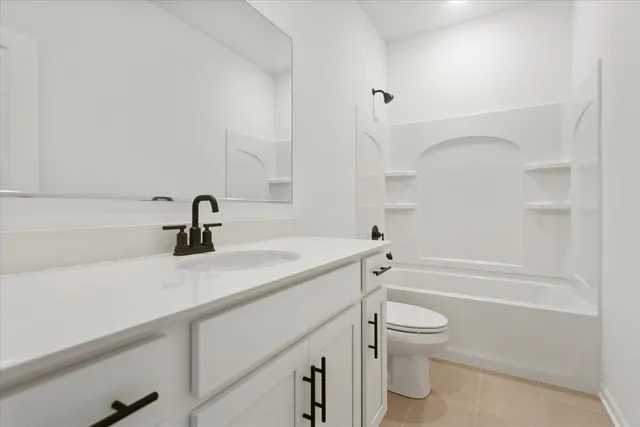 $529,990 | 40 Tournament Drive South, Hawthorn Woods, IL 60047