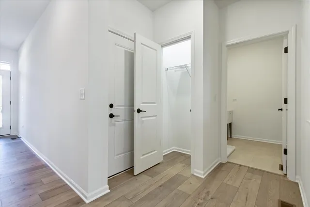 $529,990 | 40 Tournament Drive South, Hawthorn Woods, IL 60047