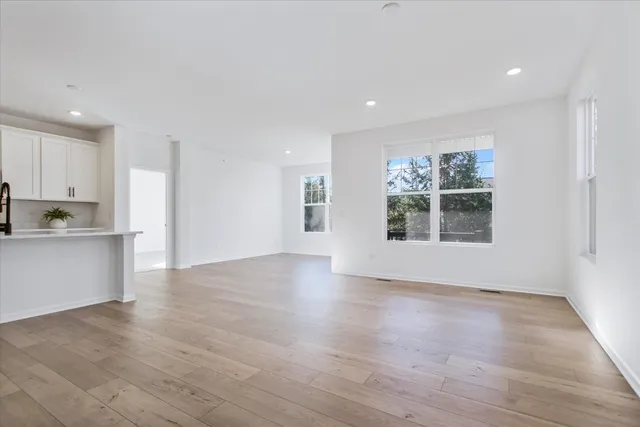 $529,990 | 40 Tournament Drive South, Hawthorn Woods, IL 60047