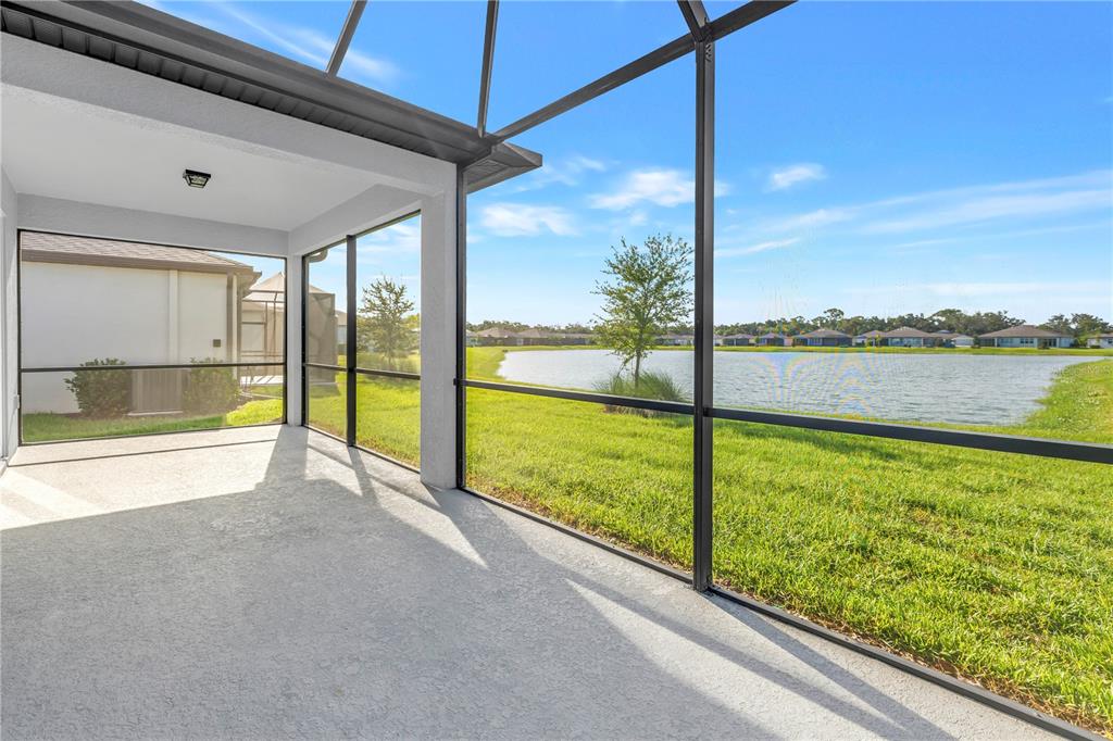 9442 Ballaster Pointe Loop Parrish, FL 34221 - Photo 2 of 44