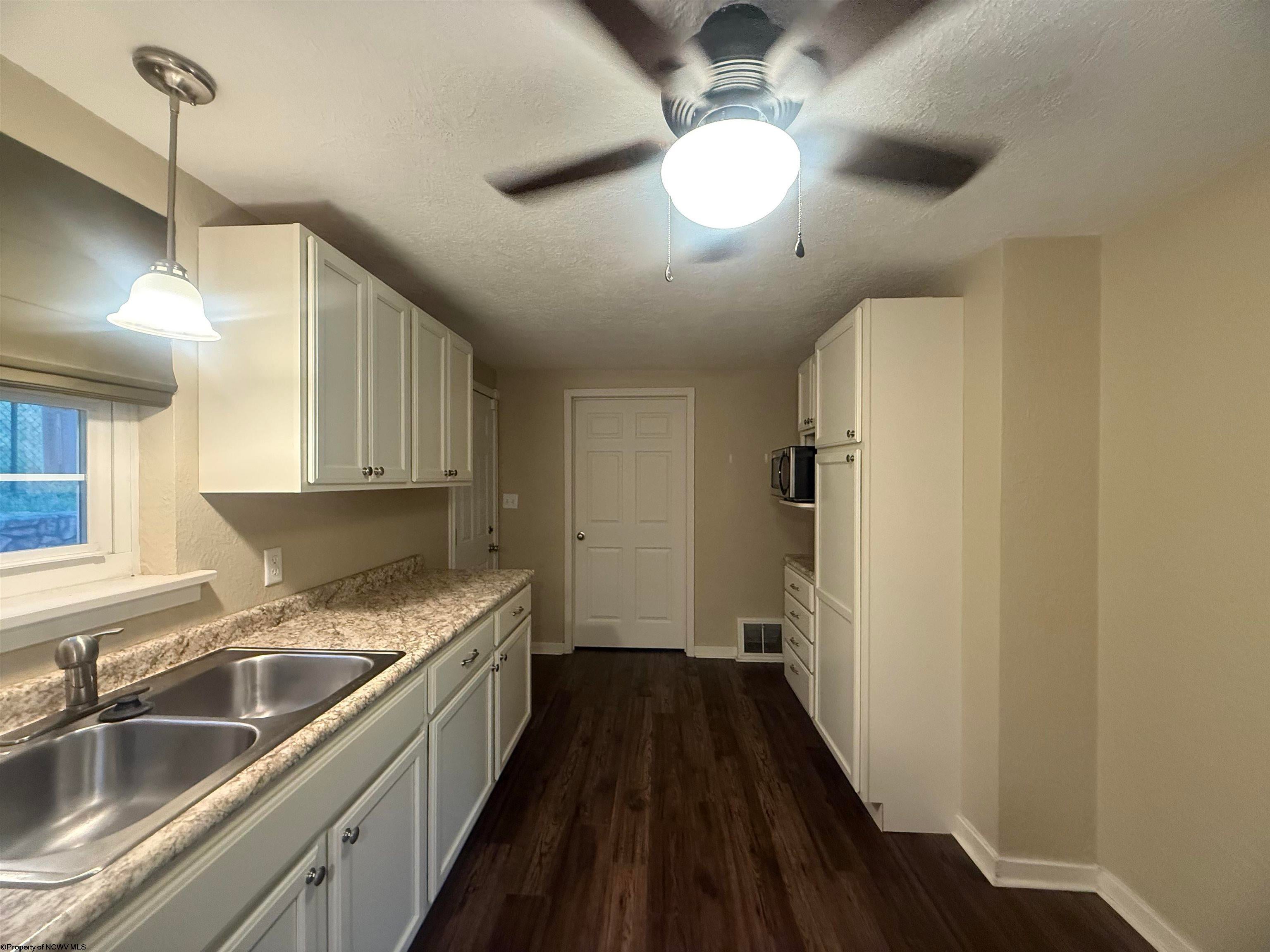 1233 Pleasant Valley Road Fairmont, WV 26554 - Photo 16 of 36 Gallery Image 16