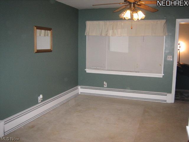 708 Center Road Akron, OH 44319 - Photo 6 of 15 THIS IS THE DINING ROOM.