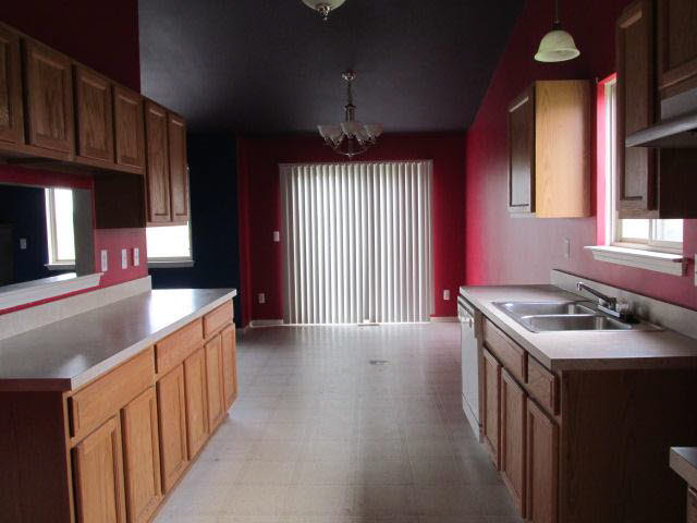 4148 Stone Post Road Newport, MI 48166 - Photo 3 of 7 20359645-2.JPG