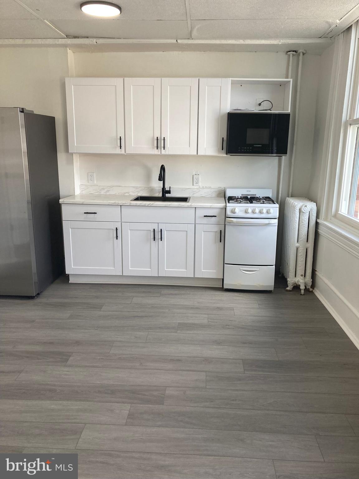 1682 Harrison Street, Unit 3 Philadelphia, PA 19124 - Photo 2 of 10