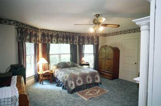 3405 Washington Road Clinton, PA 15026 - Photo 8 of 8 Other.