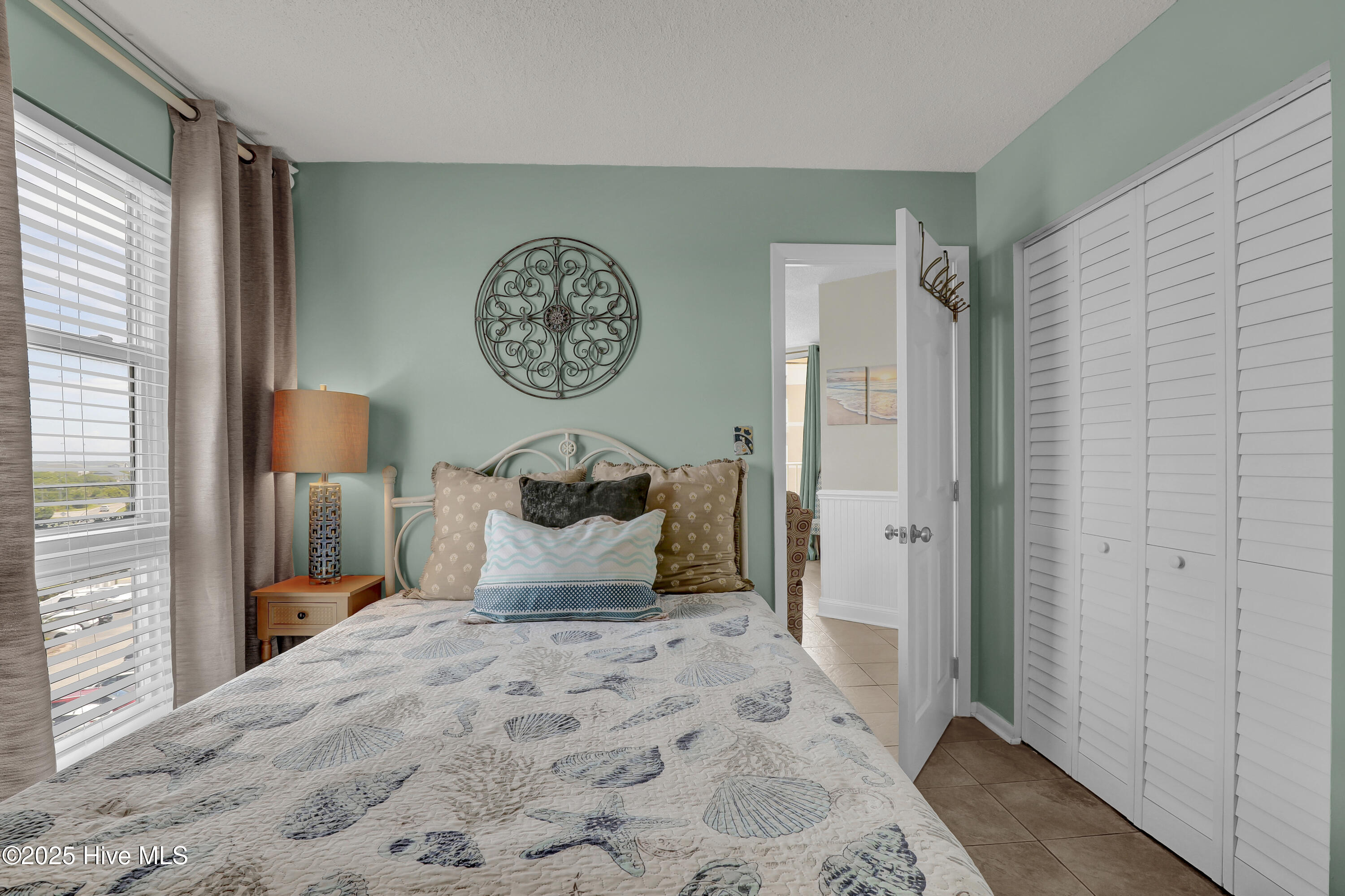 2000 New River Inlet Road, Unit 1414 North Topsail Beach, NC 28460 - Photo 8 of 45 6G8A8466