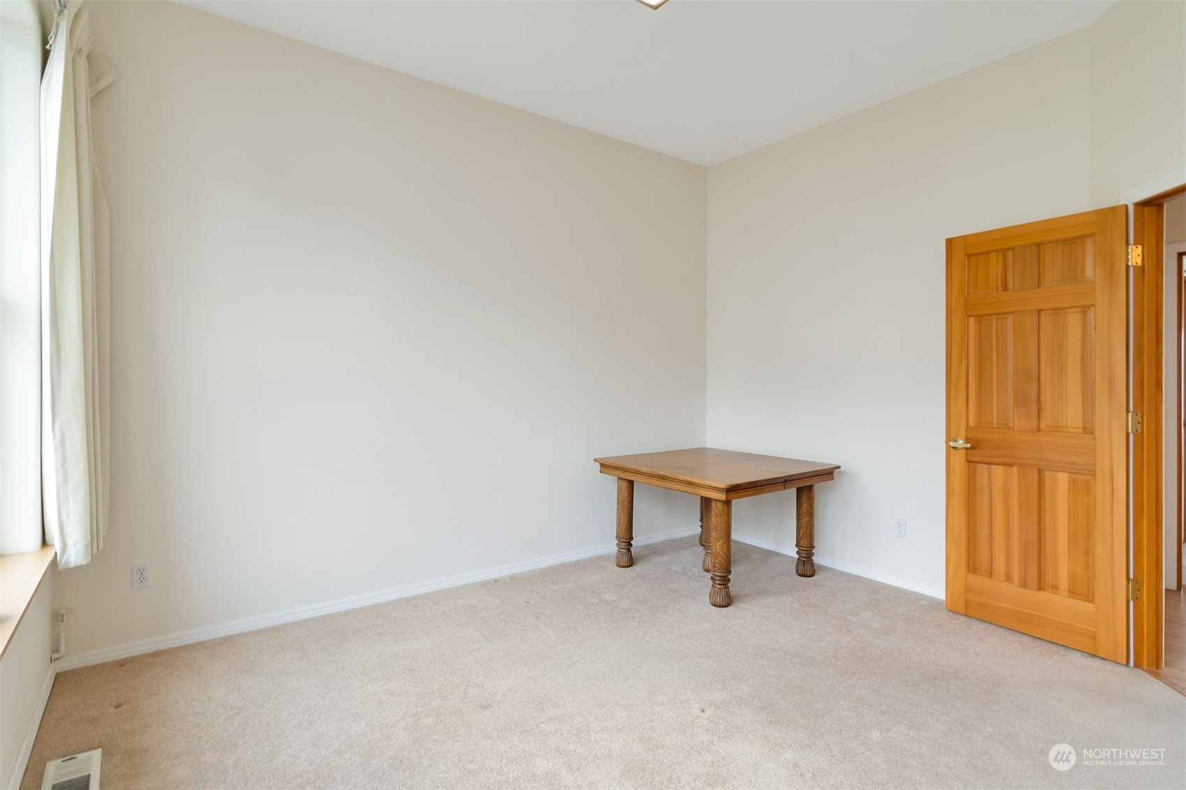 1811 Vernon Road Lake Stevens, WA 98258 - Photo 16 of 40 a view of an empty room