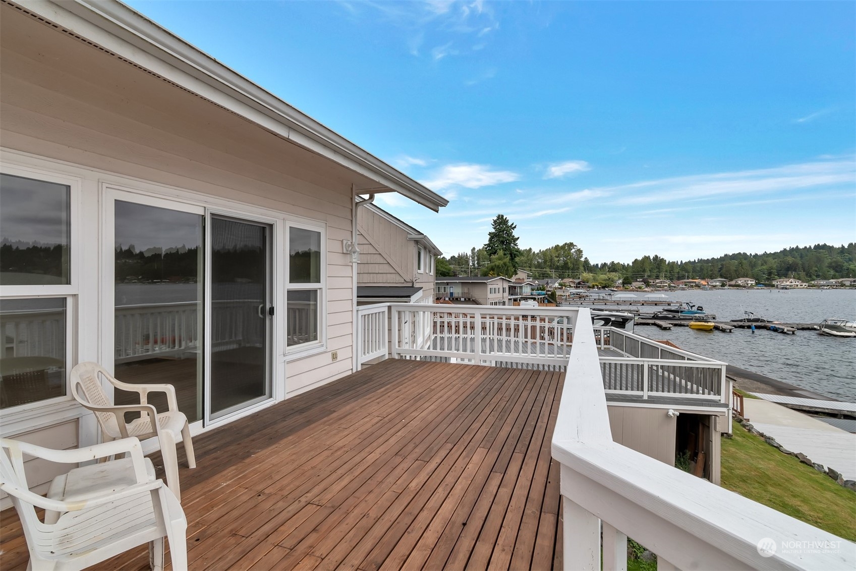 1811 Vernon Road Lake Stevens, WA 98258 - Photo 28 of 40 a view of balcony with wooden floor and seating space