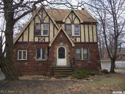 1224 Oxford Road Cleveland Heights, OH 44121 - Photo 1 of 1