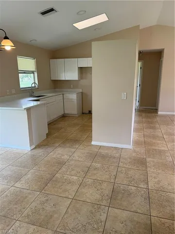 $1,800 | 825 Southwest 37th Terrace, Cape Coral, FL 33914