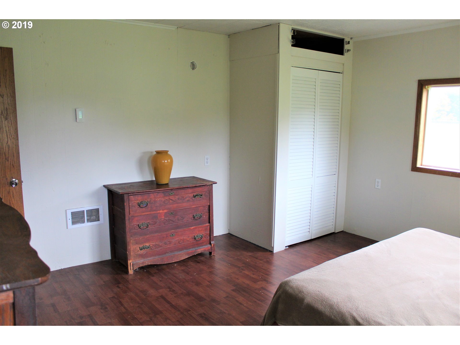 37389 Row River Road Dorena, OR 97434 - Photo 23 of 32 Gallery Image 23