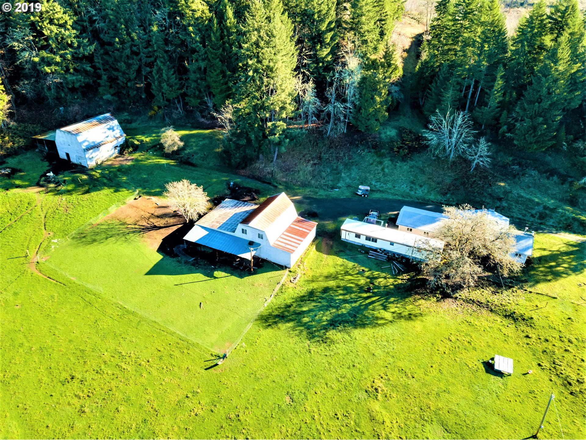 37389 Row River Road Dorena, OR 97434 - Photo 5 of 32 Gallery Image 5