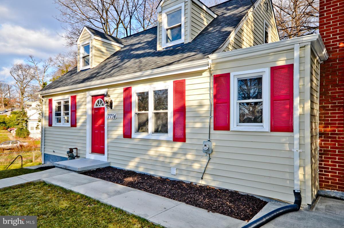 7734 Garrison Road Hyattsville, MD 20784 - Photo 1 of 30 Exterior (Front)