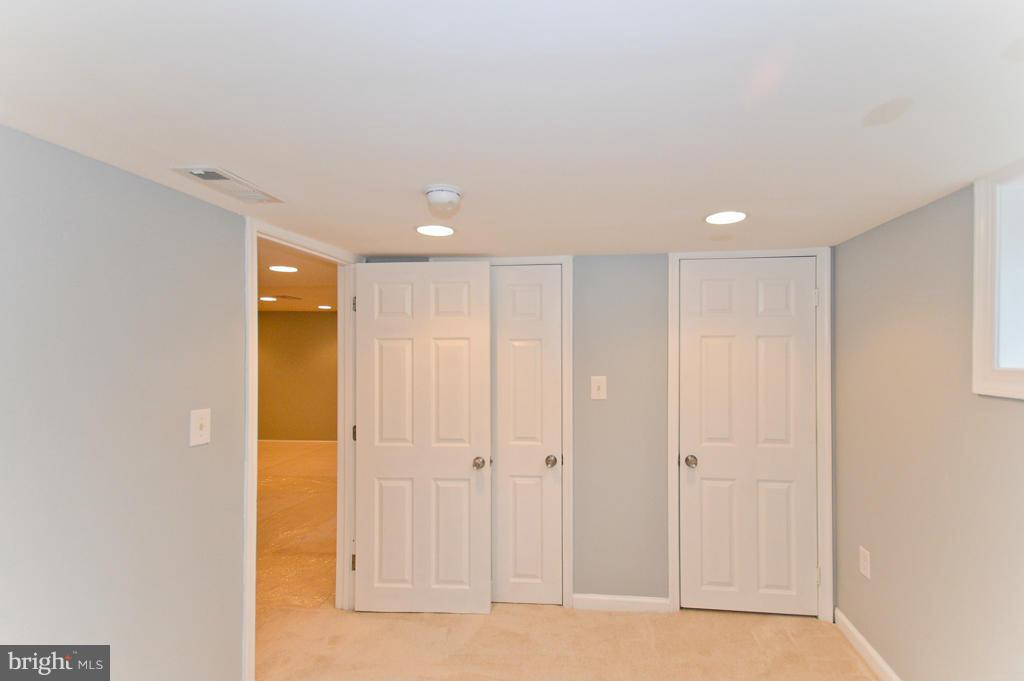 7734 Garrison Road Hyattsville, MD 20784 - Photo 26 of 30 Interior (General)
