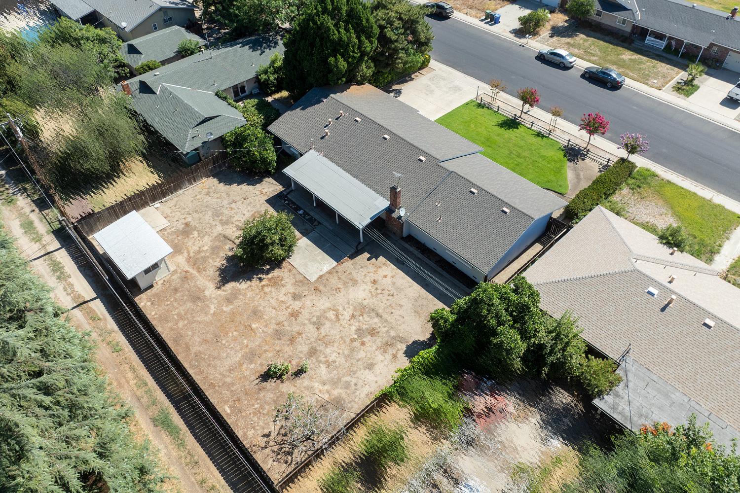 1317 Wallin Way Modesto, CA 95351 - Photo 8 of 76