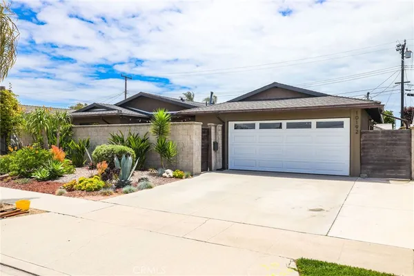 $5,195 | 10192 Kaimu Drive, Huntington Beach, CA 92646