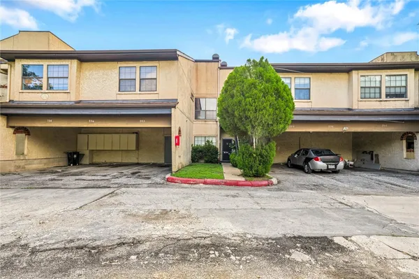 $99,000 | 6100 Woodlake Parkway, Unit 706, San Antonio, TX 78244