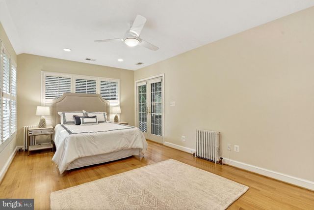 $860,000 | 504 Virginia Avenue, Alexandria, VA 22302