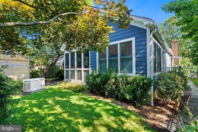 $860,000 | 504 Virginia Avenue, Alexandria, VA 22302