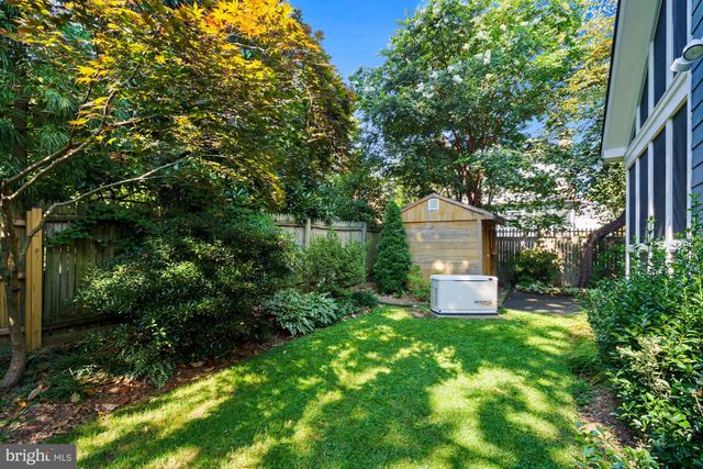 $860,000 | 504 Virginia Avenue, Alexandria, VA 22302