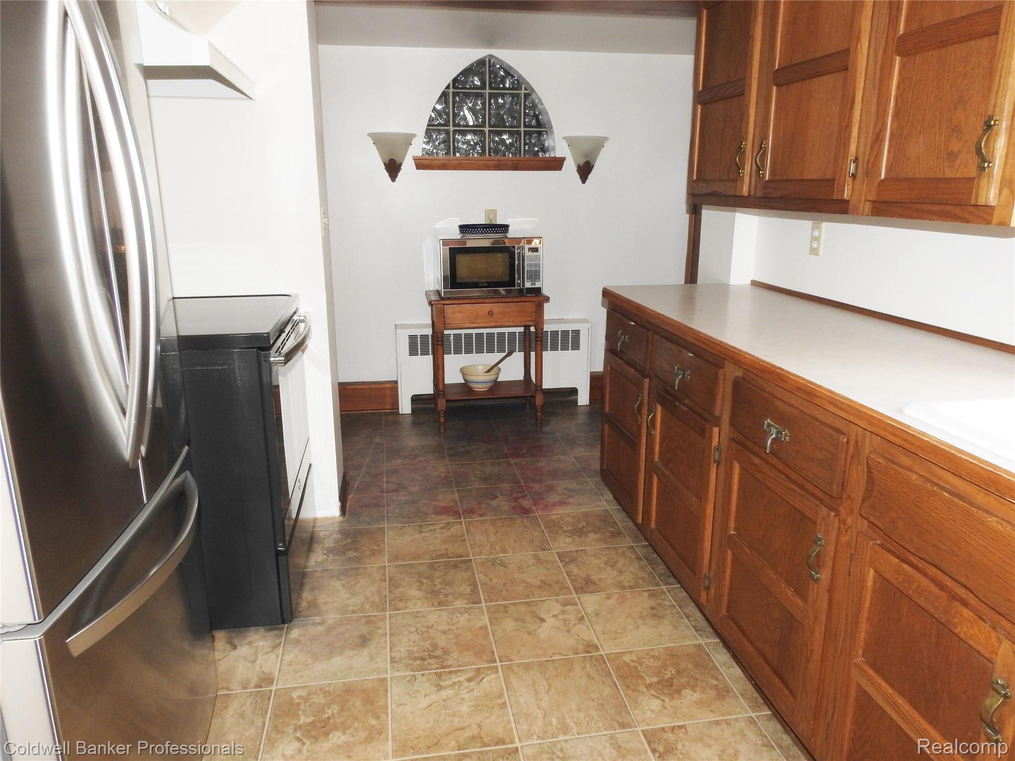 1994 Imlay City Road Lapeer, MI 48446 - Photo 19 of 30 DSCN1096.JPG