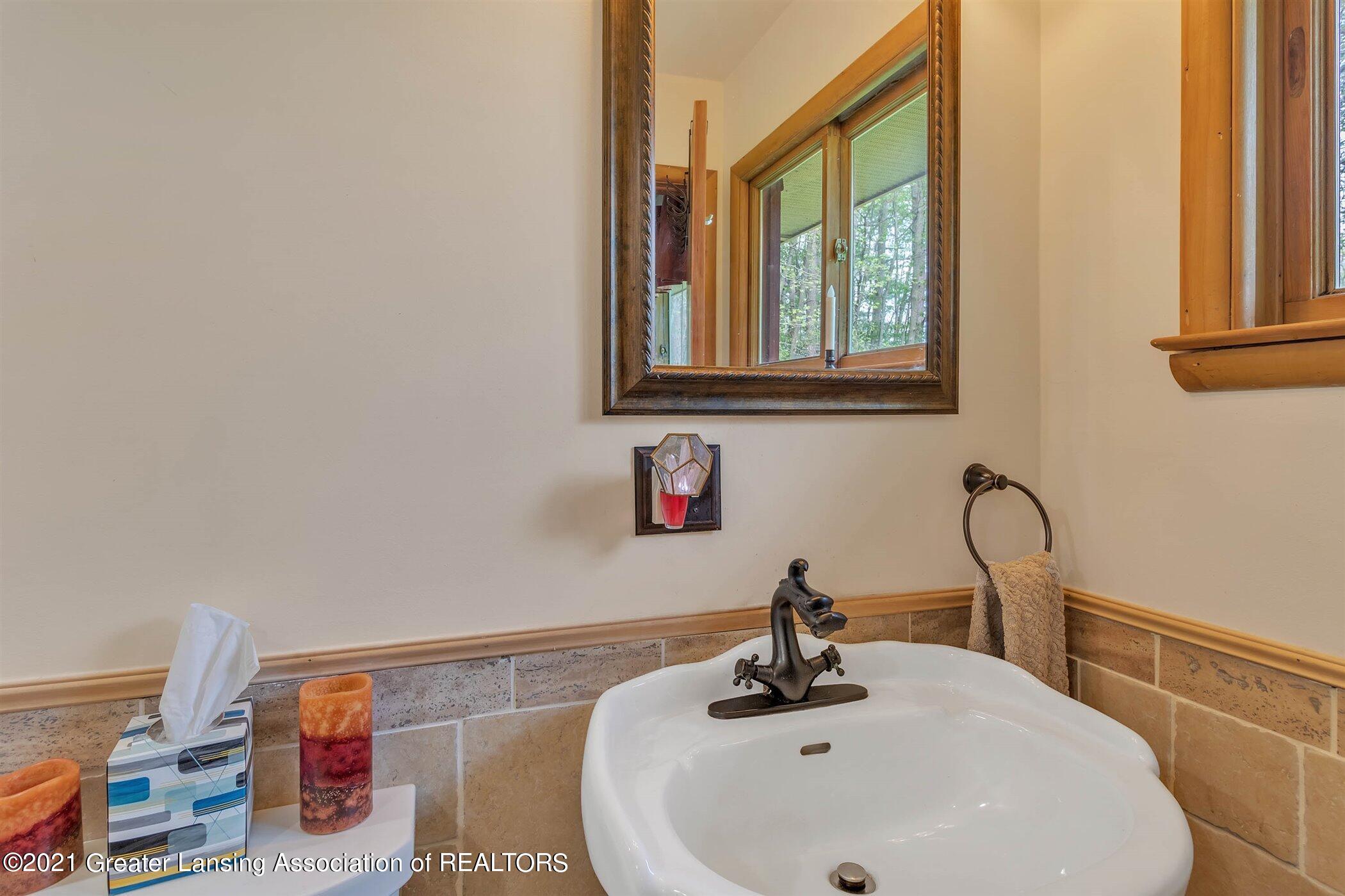 262 South Waverly Road Eaton Rapids, MI 48827 - Photo 29 of 54 33-262 S Waverly Rd-WindowStill-Real-Est