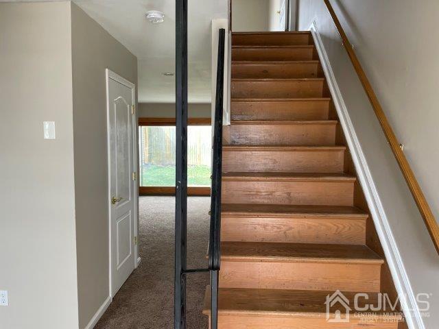 11 Florida Grove Road, Unit 5 Keasbey, NJ 08832 - Photo 12 of 12 a view of entryway