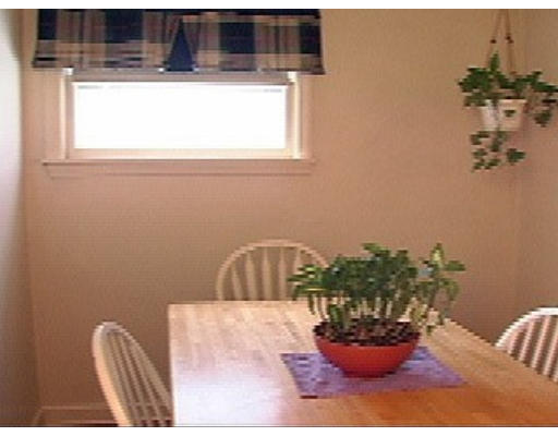 42 Rita Street Springfield, MA 01118 - Photo 3 of 7