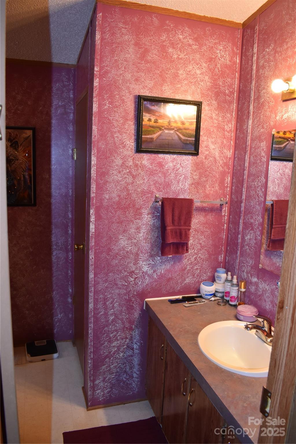 236 Hidden Cove Road Marion, NC 28752 - Photo 16 of 36 Gallery Image 16
