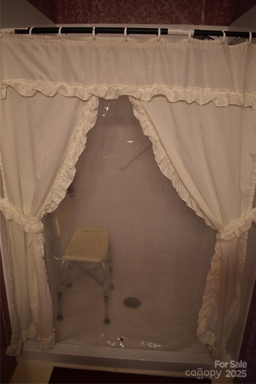 236 Hidden Cove Road Marion, NC 28752 - Photo 20 of 36 Gallery Image 20