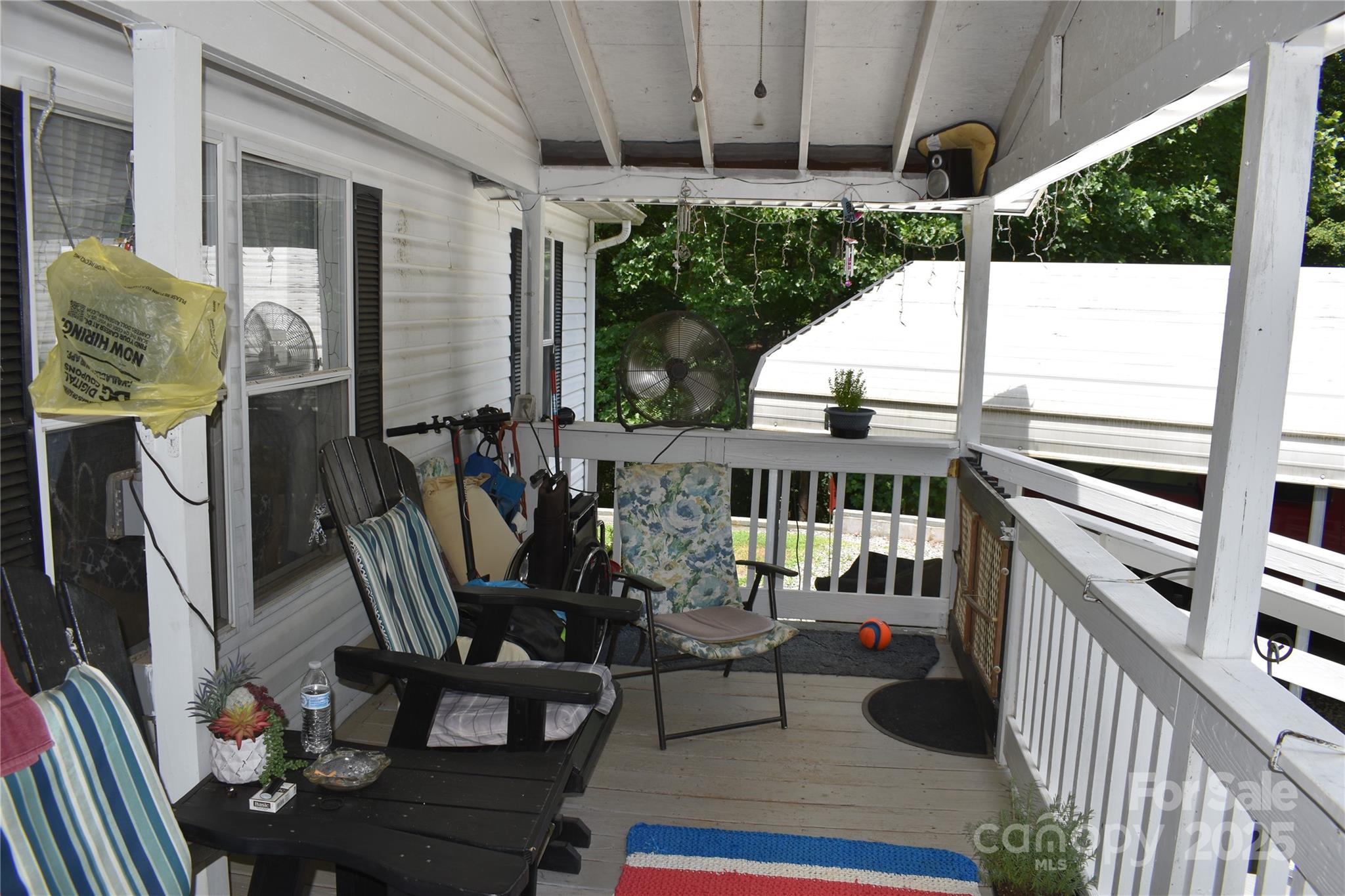 236 Hidden Cove Road Marion, NC 28752 - Photo 3 of 36 Gallery Image 3
