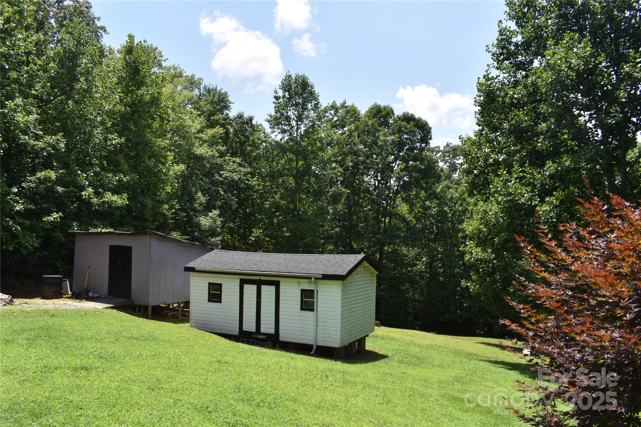 236 Hidden Cove Road Marion, NC 28752 - Photo 32 of 36 Gallery Image 32