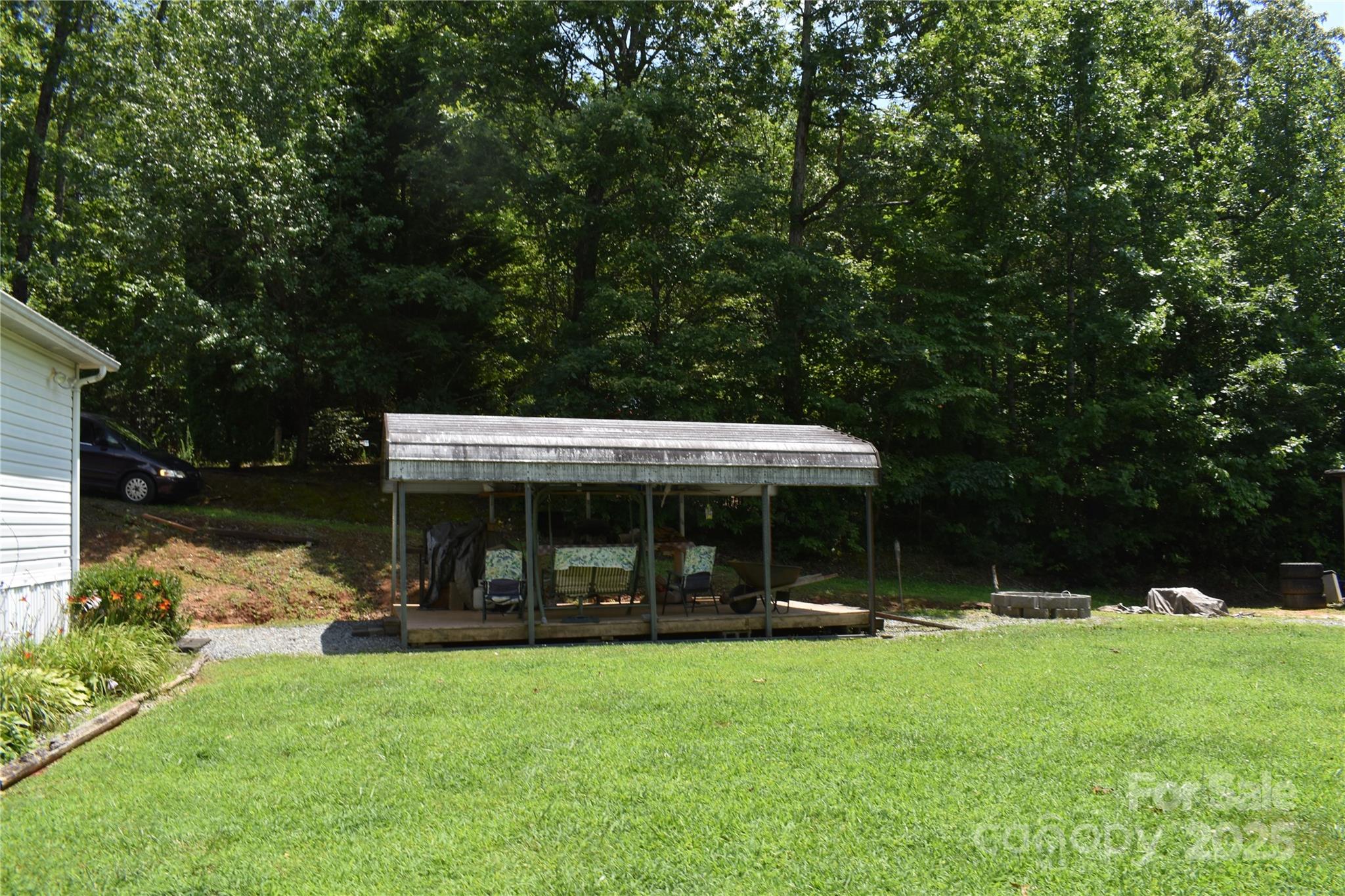236 Hidden Cove Road Marion, NC 28752 - Photo 34 of 36 Gallery Image 34