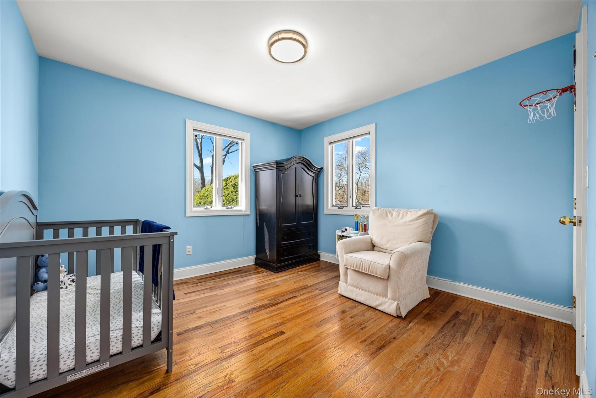 118 Baker Hill Road Great Neck, NY 11023 - Photo 30 of 40