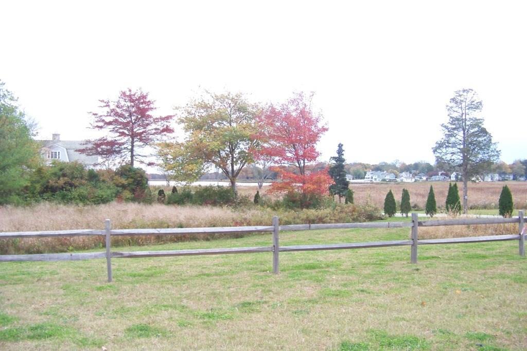 509 Main Street, Unit 4 Old Saybrook, CT 06475 - Photo 22 of 27