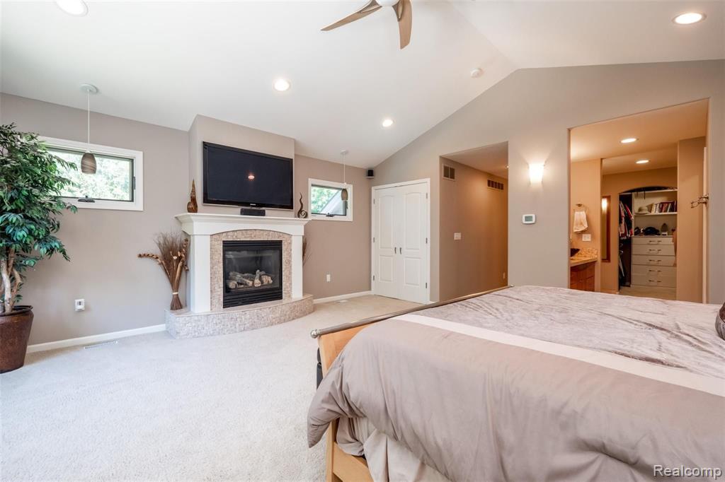 1705 Ridge Road White Lake, MI 48383 - Photo 27 of 53