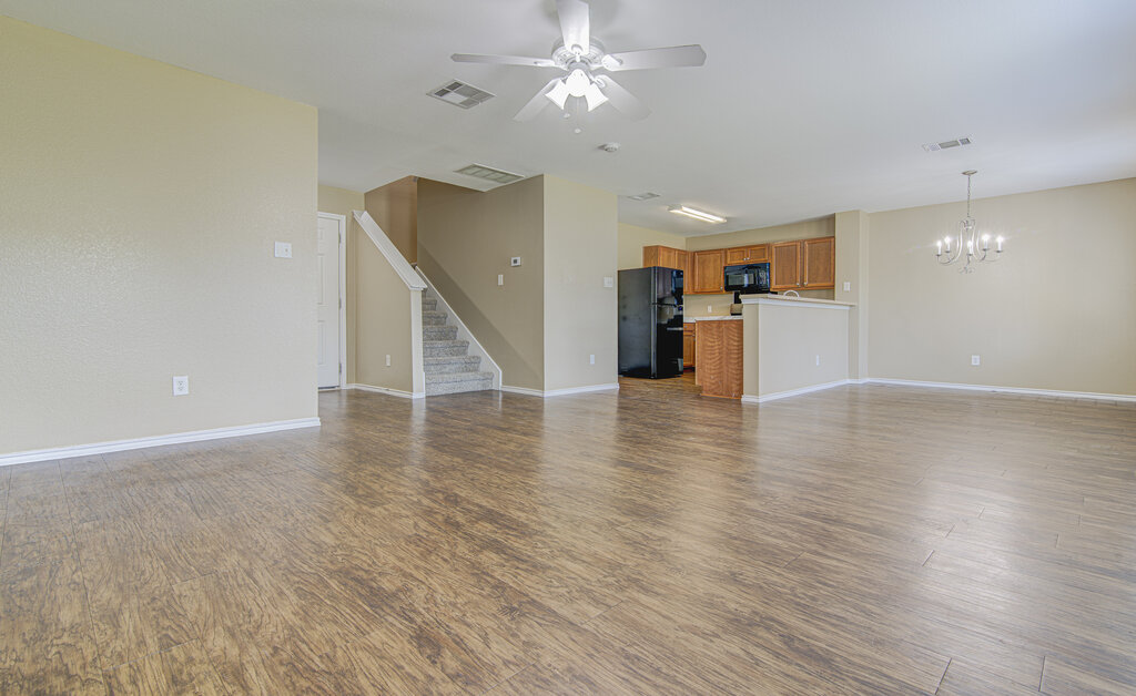 236 Black Forest Road Buda, TX 78610 - Photo 5 of 31