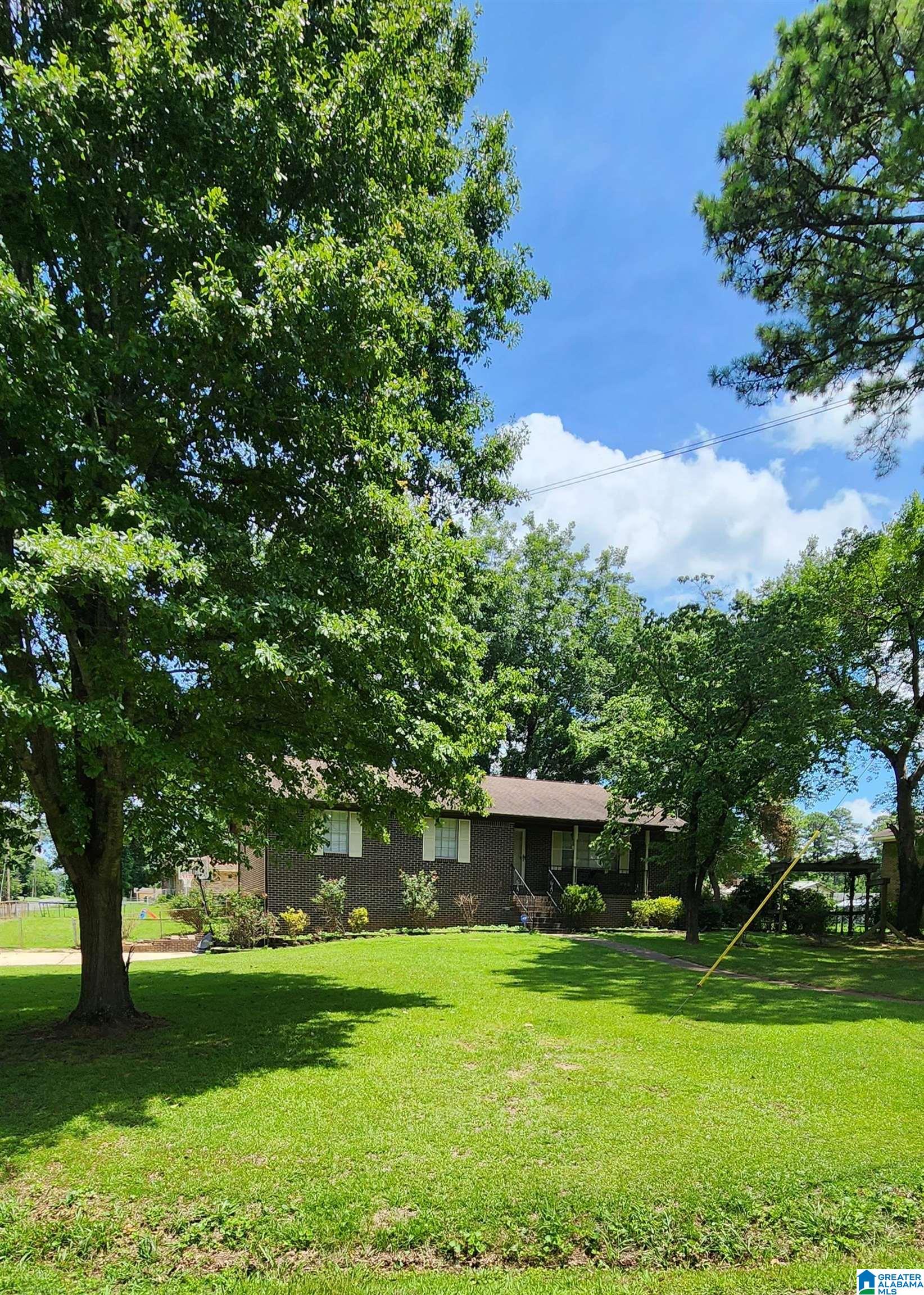 1560 Oak Lane Bessemer, AL 35023 - Photo 3 of 45