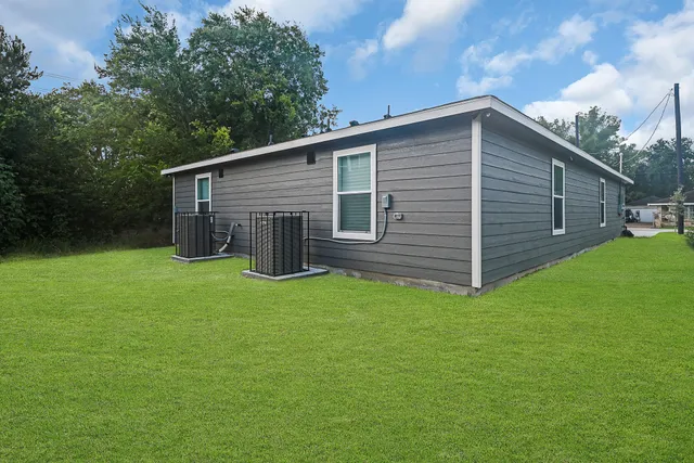 $1,475 | 317 Gans Street, Unit B, Houston, TX 77029